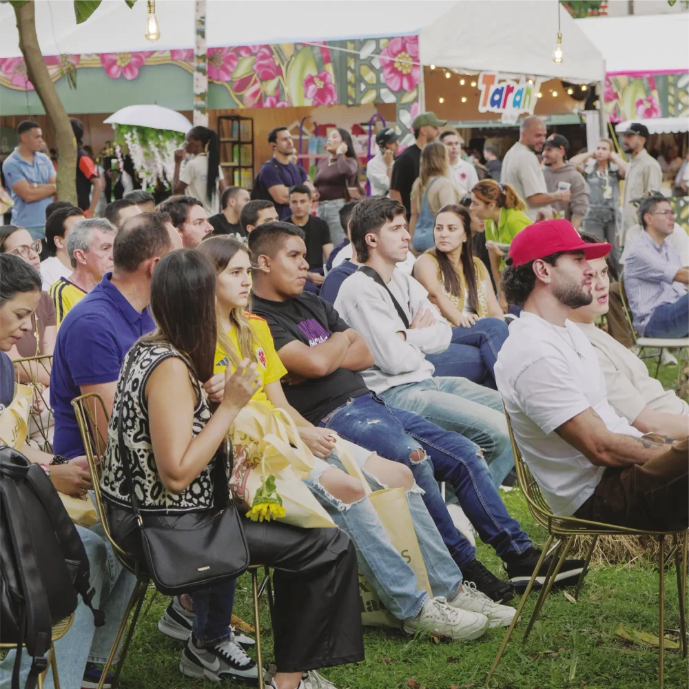 claq-pop-up-medellin-feria-de-marcas-locales-emprendimientos-5